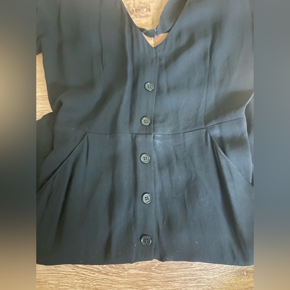 Reformation Open Back Black Button Down Mini - Picture 3 of 5
